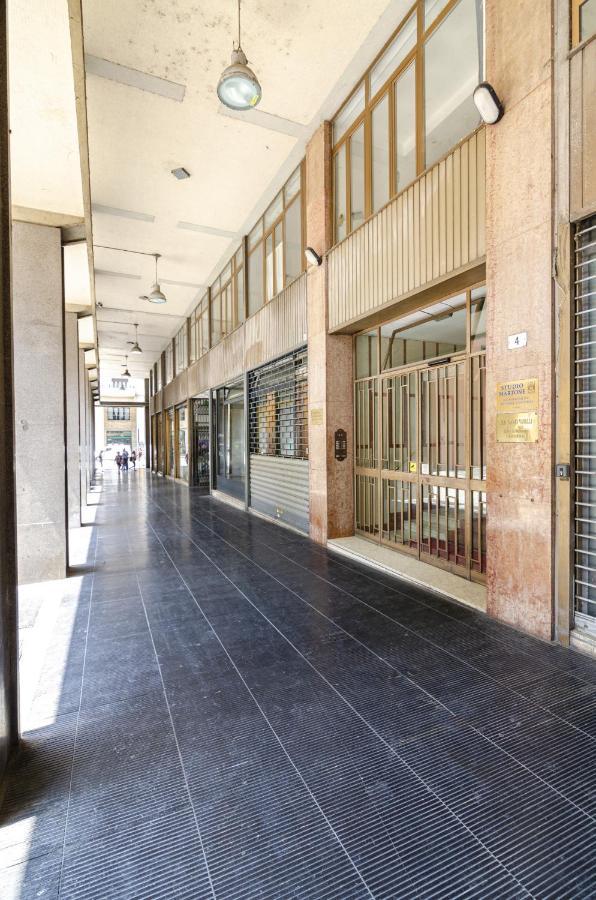 Appartamento A Pochi Passi Da Palazzo Pallavicini Bolonha Exterior foto